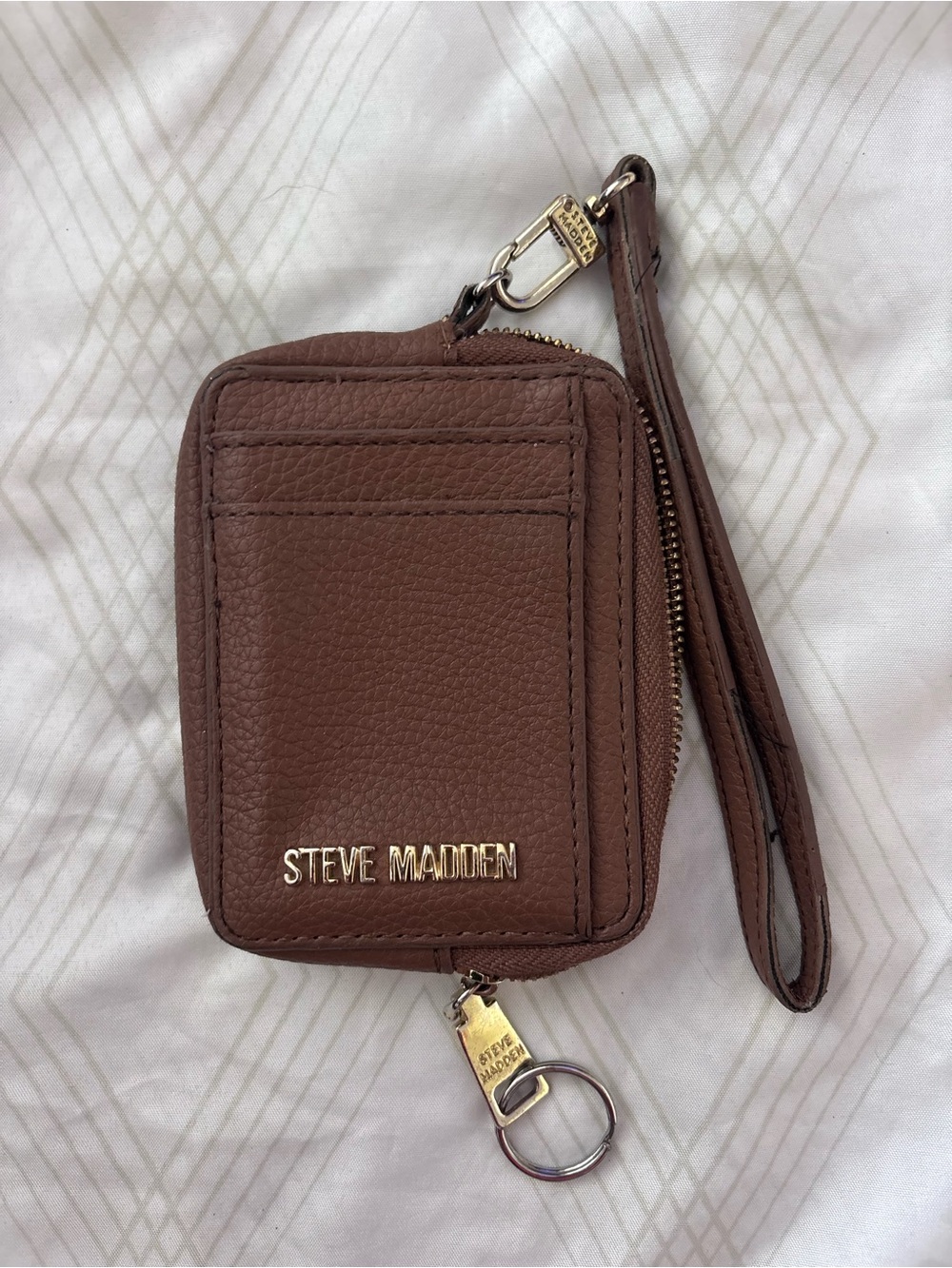 Steve Madden Brown Leather Wristlet Card Case with Key Ring